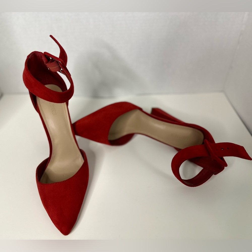 Women's Stiletto Heel Pumps with High Heels size 8 red color forever 21